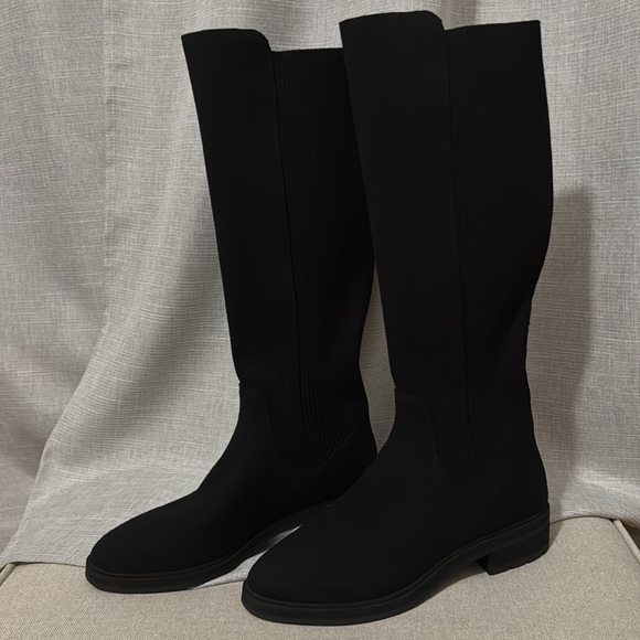 NEW Rothy’s “Tall Lug” Boot-Black Onyx-9.5-Pull On-Merino Wool Knit-Waterproof - Picture 10 of 16